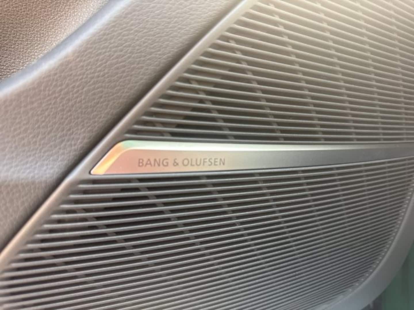 Bild über Audi Q8 SUV e-hybrid S line business e-hybrid quattro 360 kW tiptronic - für weitere Informationen kontaktieren Sie den Audi Partner