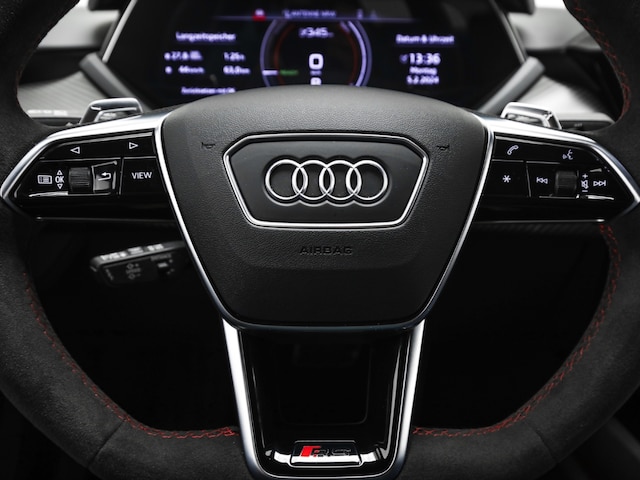 Audi e-tron GT RS