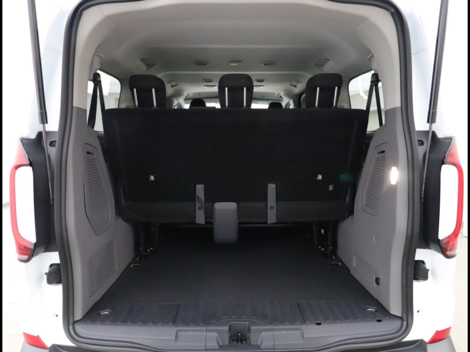 Volkswagen e-Caravelle – Bild 14