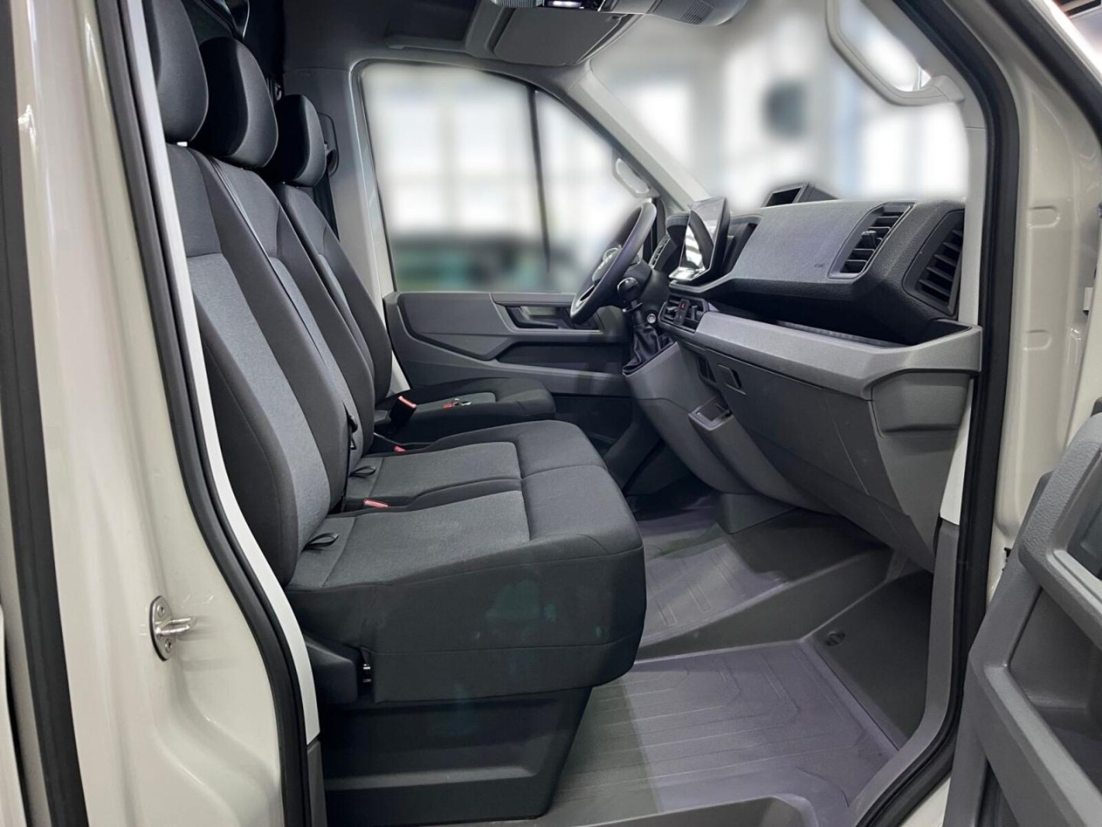 Volkswagen Crafter Kasten mittlerer Radstand – Bild 17