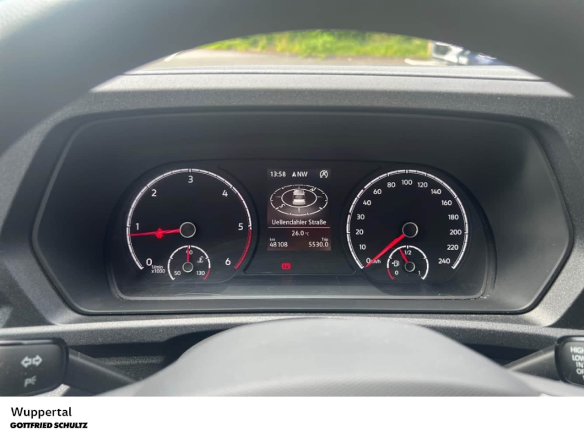 Volkswagen Caddy Basis-Modell