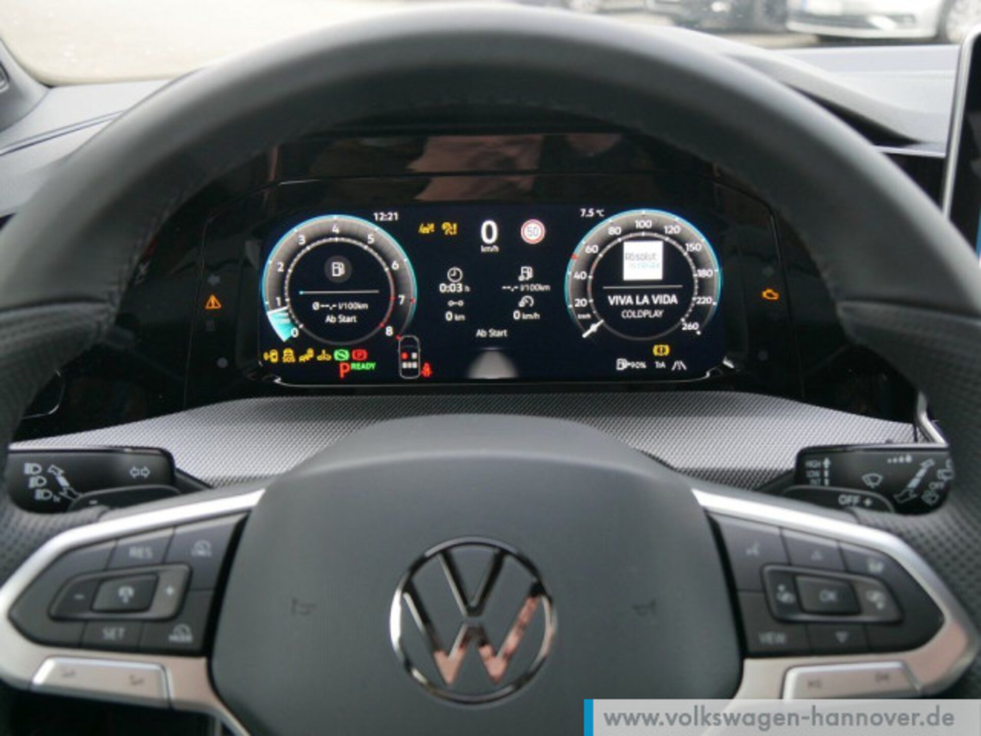 Volkswagen Golf R-Line