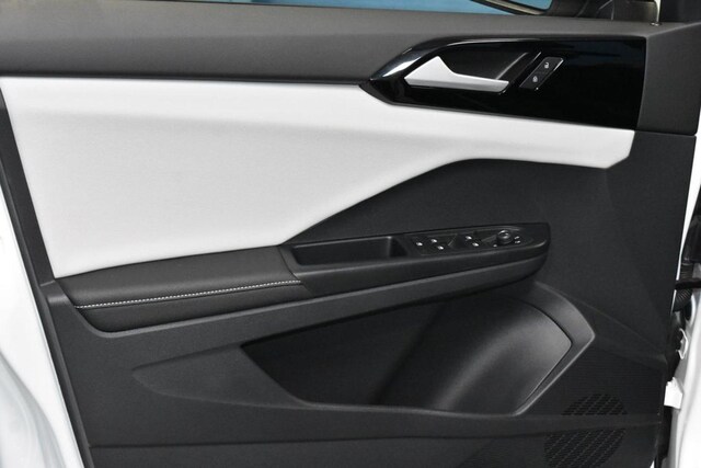 2025 Volkswagen Taos