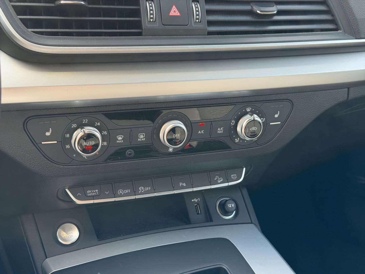 Bild über Audi Q5 40 TDI quattro S tronic - für weitere Informationen kontaktieren Sie den Audi Partner