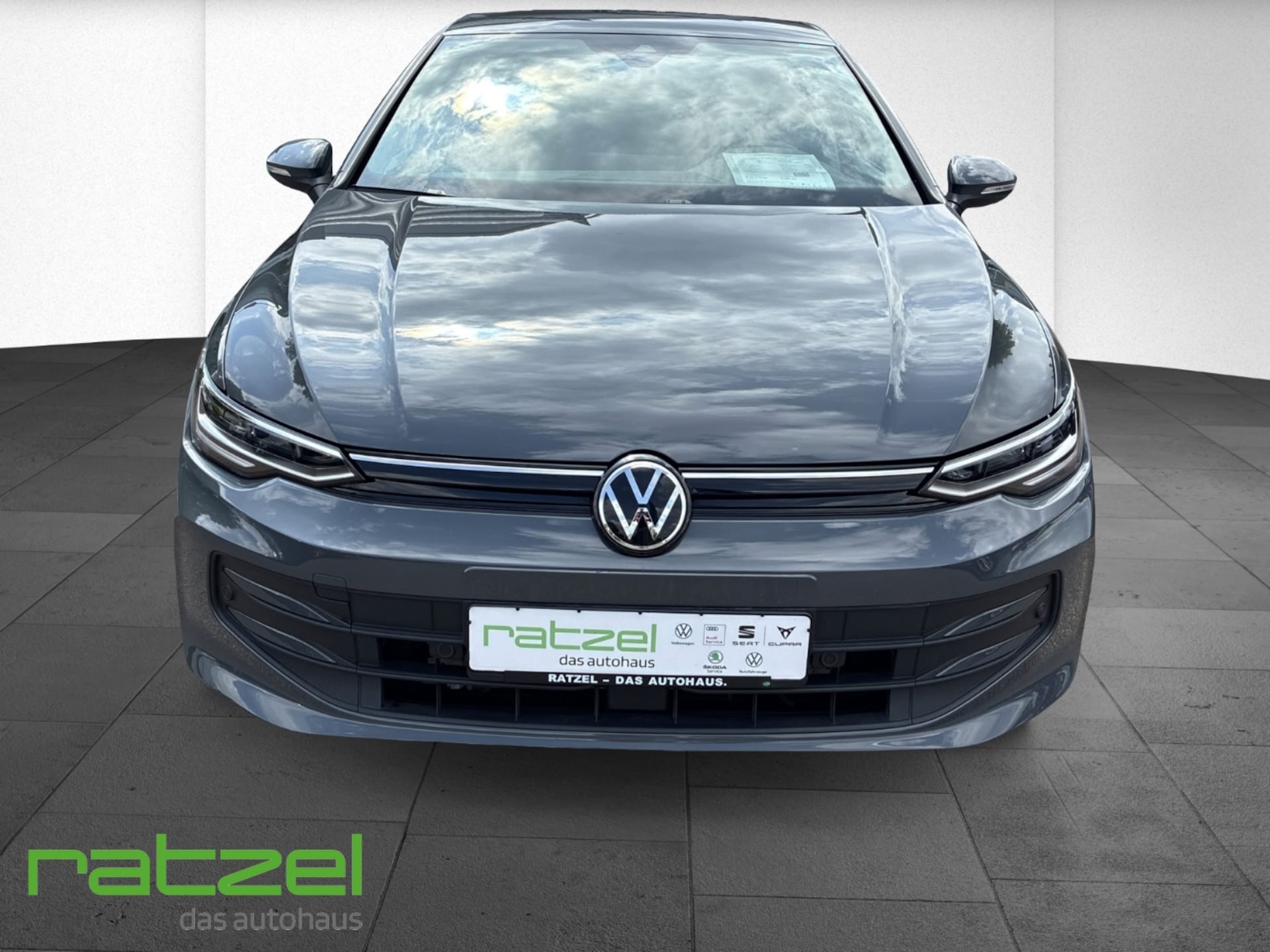 Volkswagen Golf Life