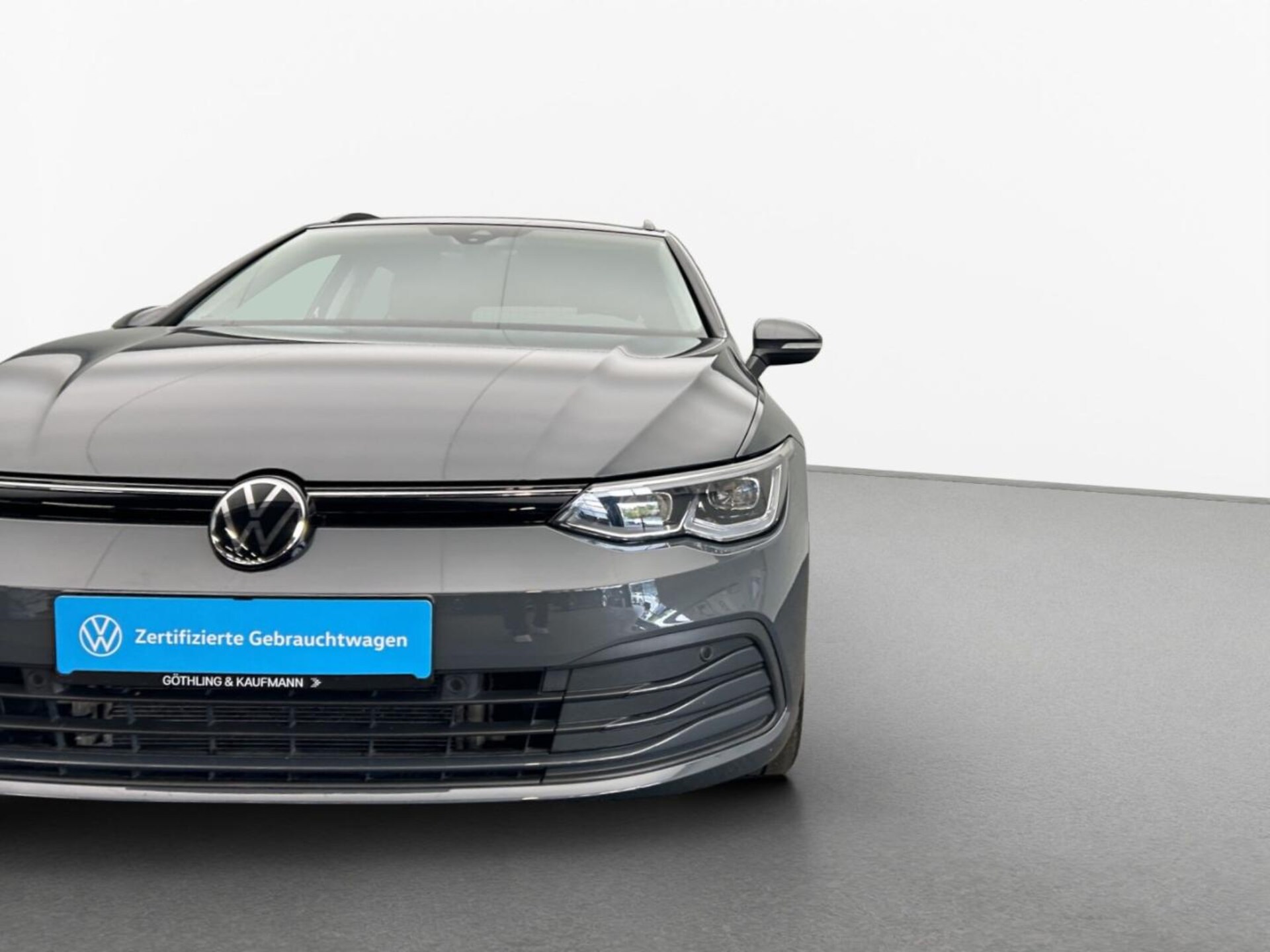 Volkswagen Golf Variant Life
