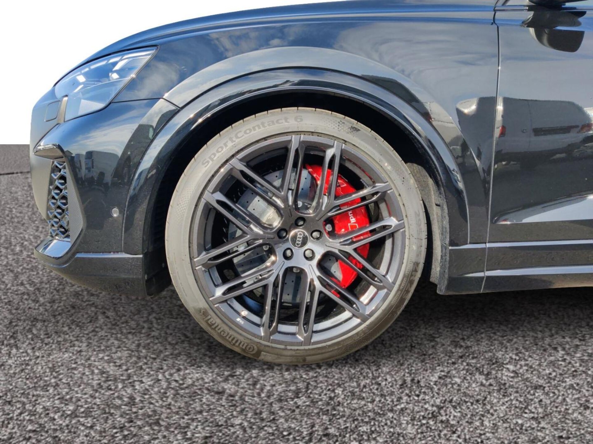 Audi RS Q8 SUV performance