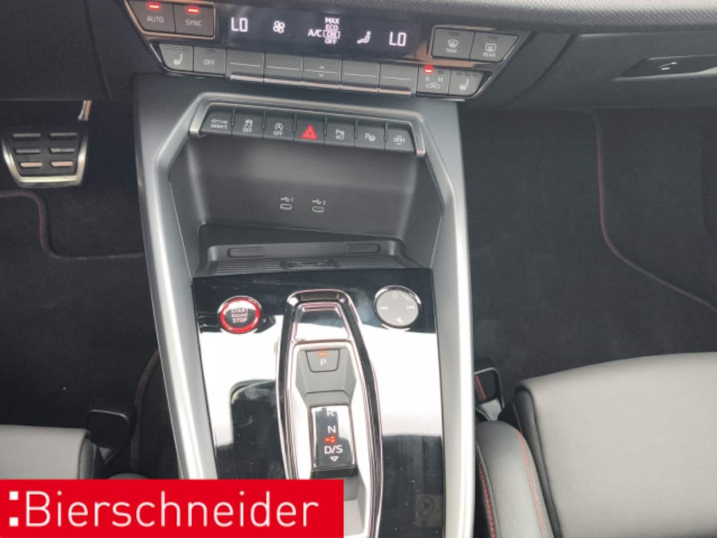 Bild über Audi S3 Sportback TFSI quattro S tronic - für weitere Informationen kontaktieren Sie den Audi Partner