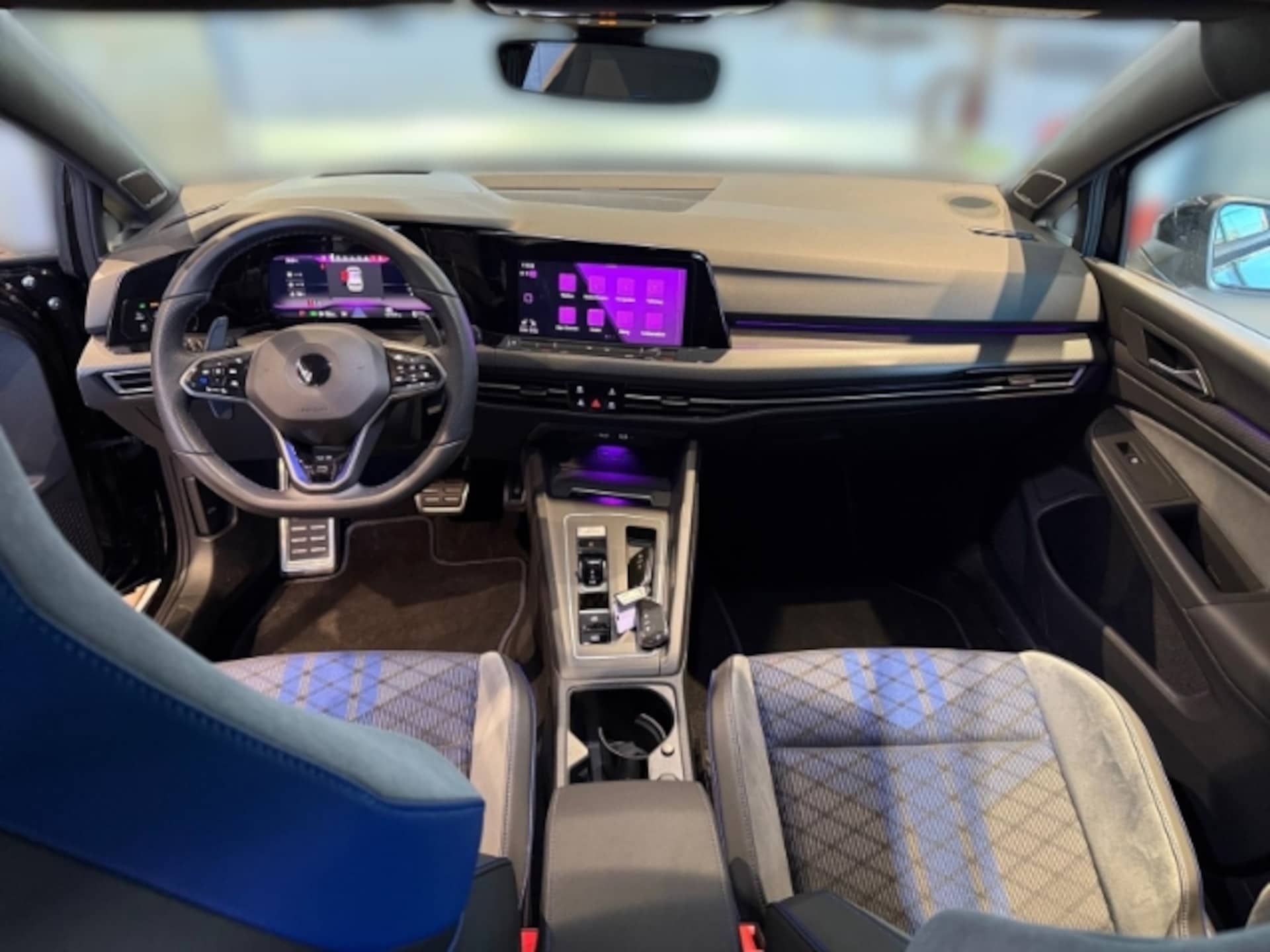 Volkswagen Golf R