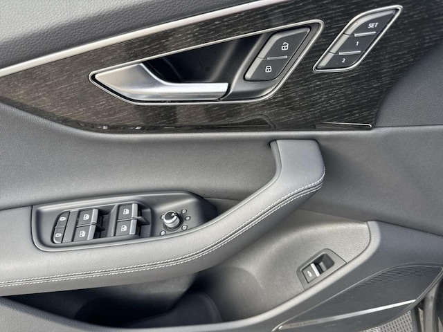 2025 Audi Q7 Prestige - Photo 11