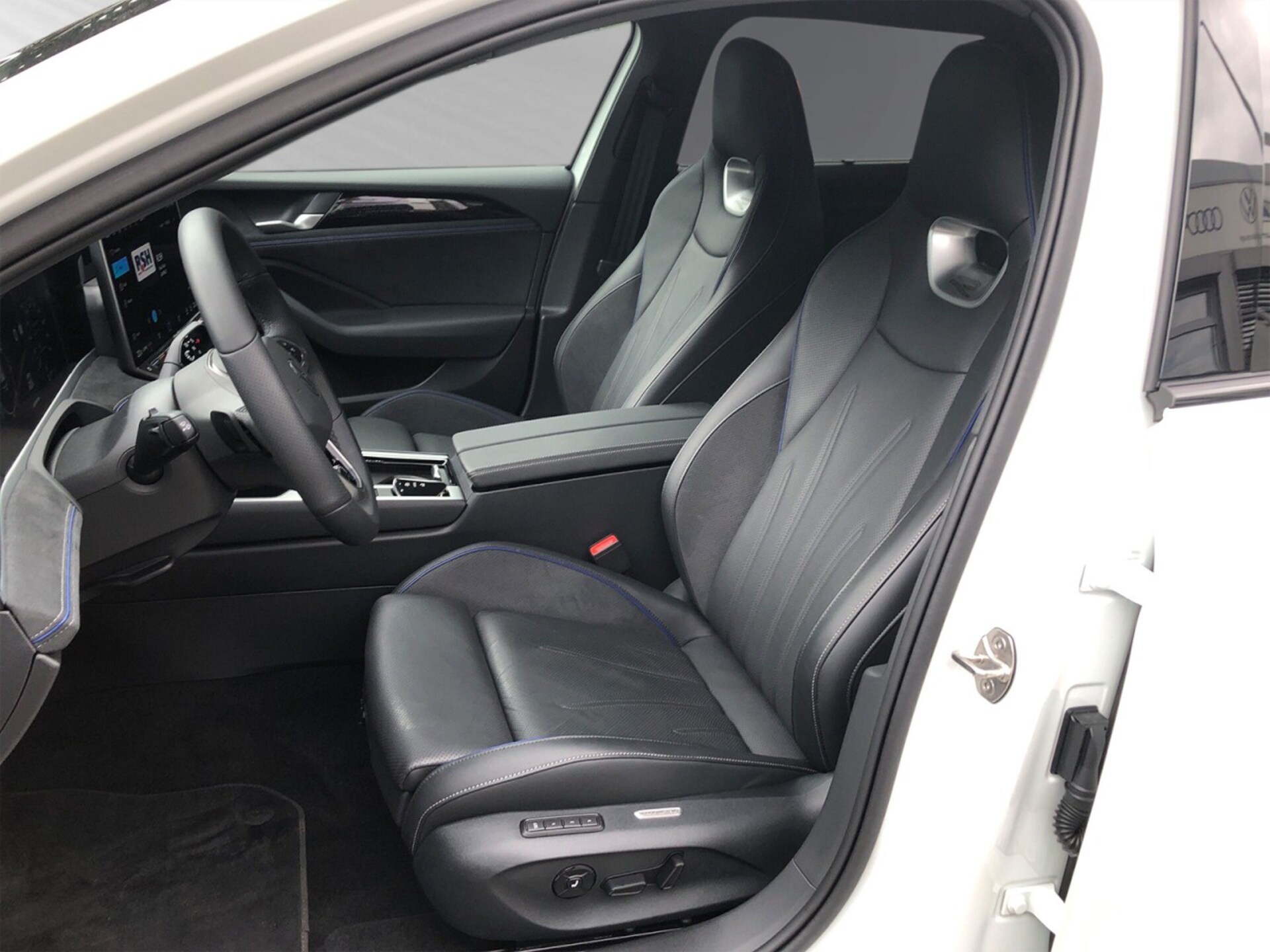 Volkswagen Passat R-Line