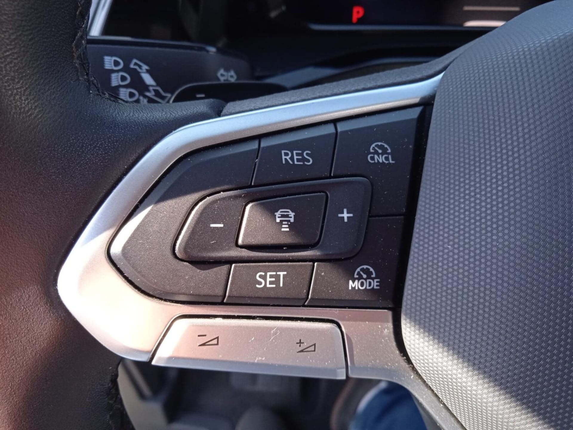 Volkswagen Multivan długi rozstaw osi Life