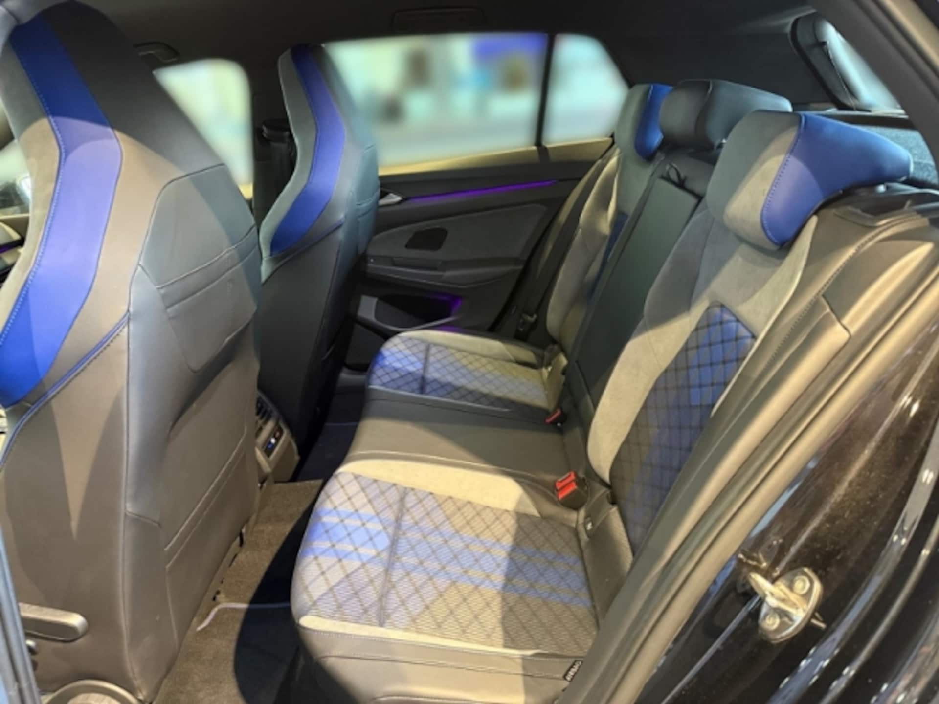 Volkswagen Golf R