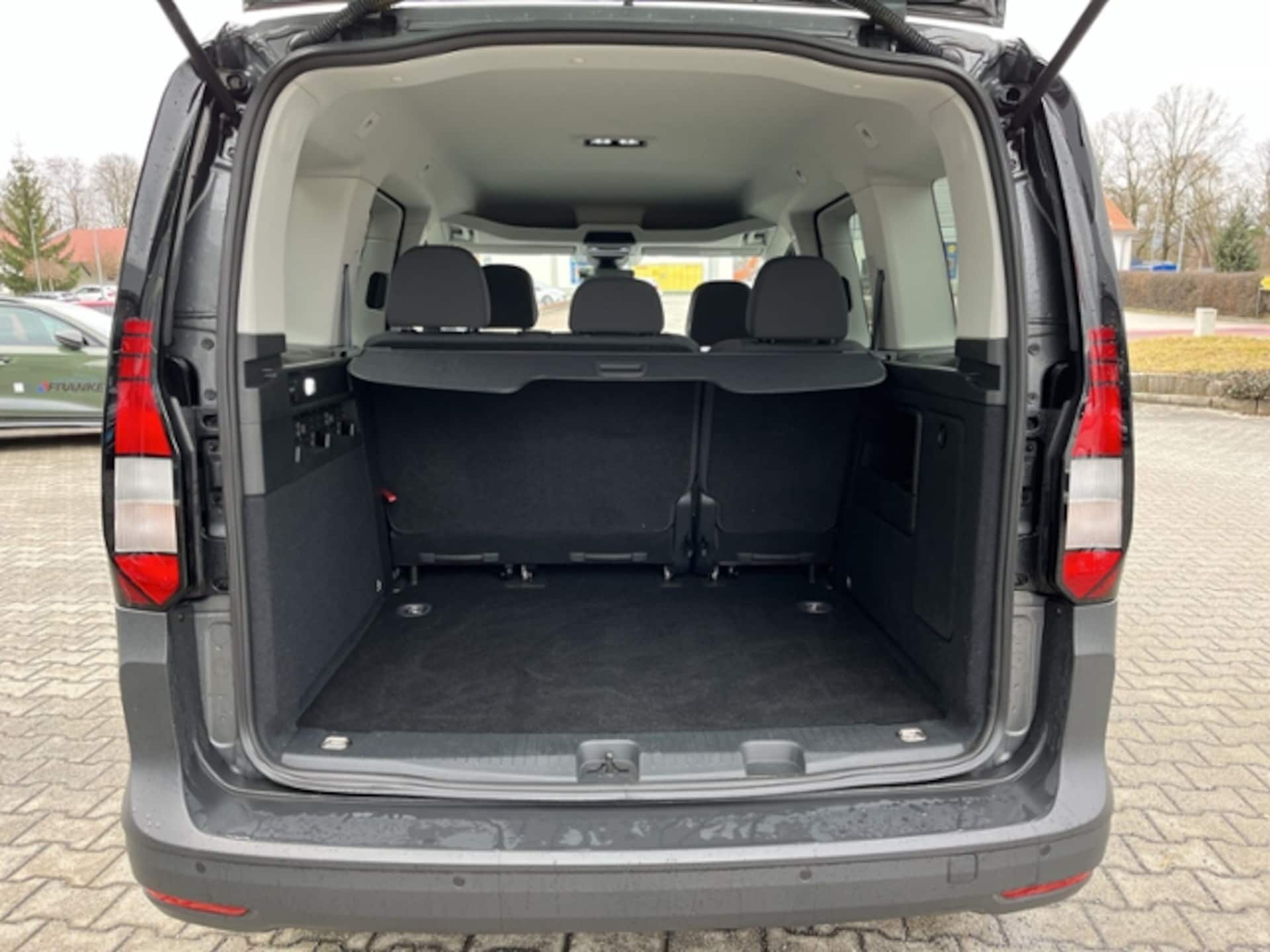 Volkswagen Caddy Basis-Modell