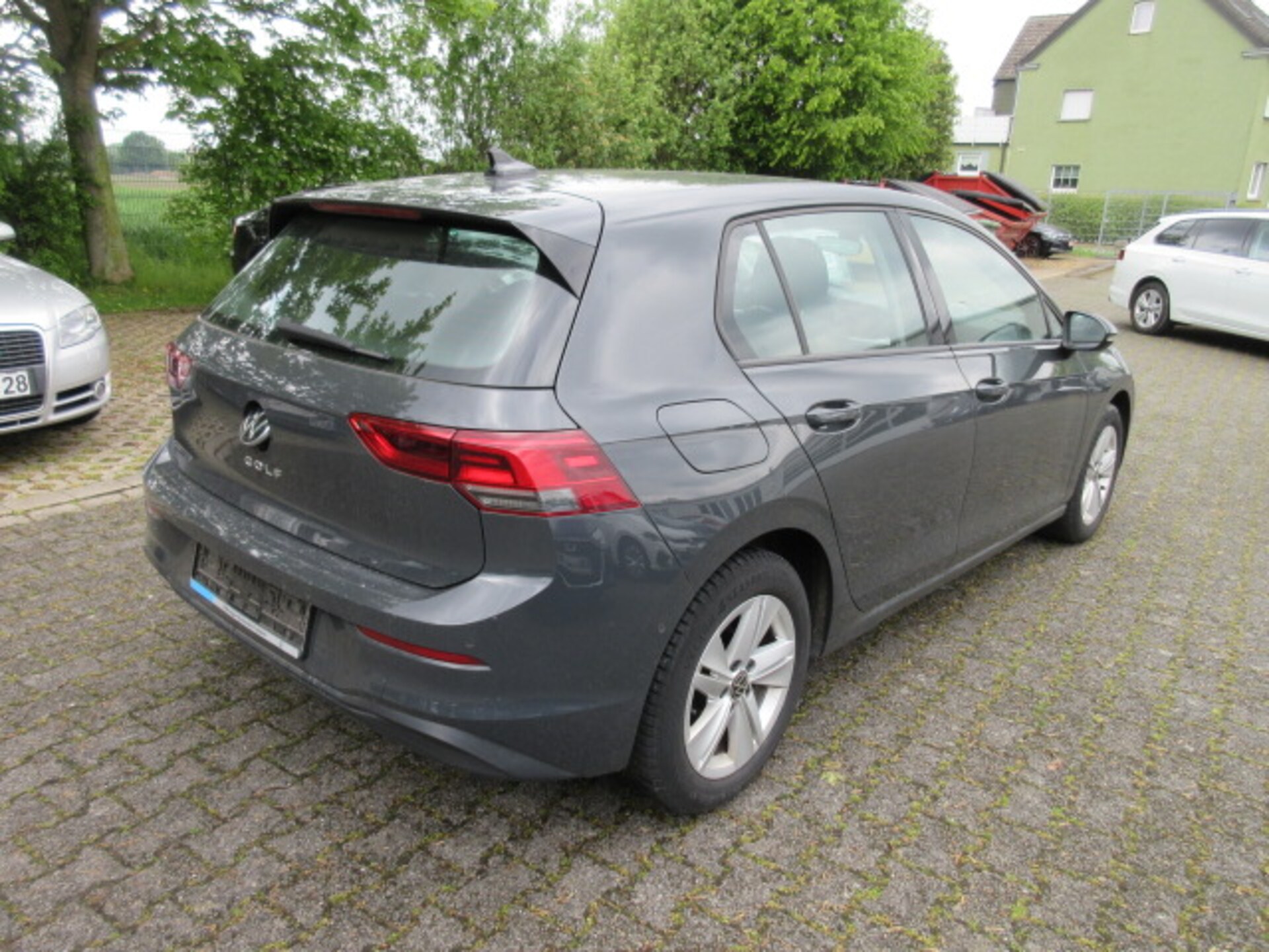 Volkswagen Golf Life