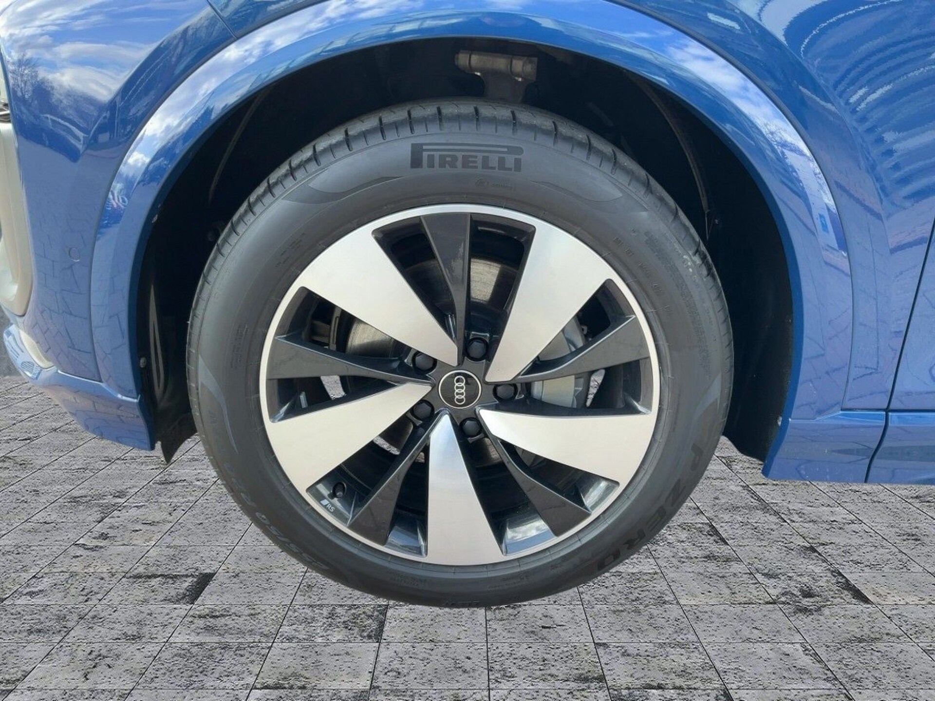Audi Q6 SUV e-tron