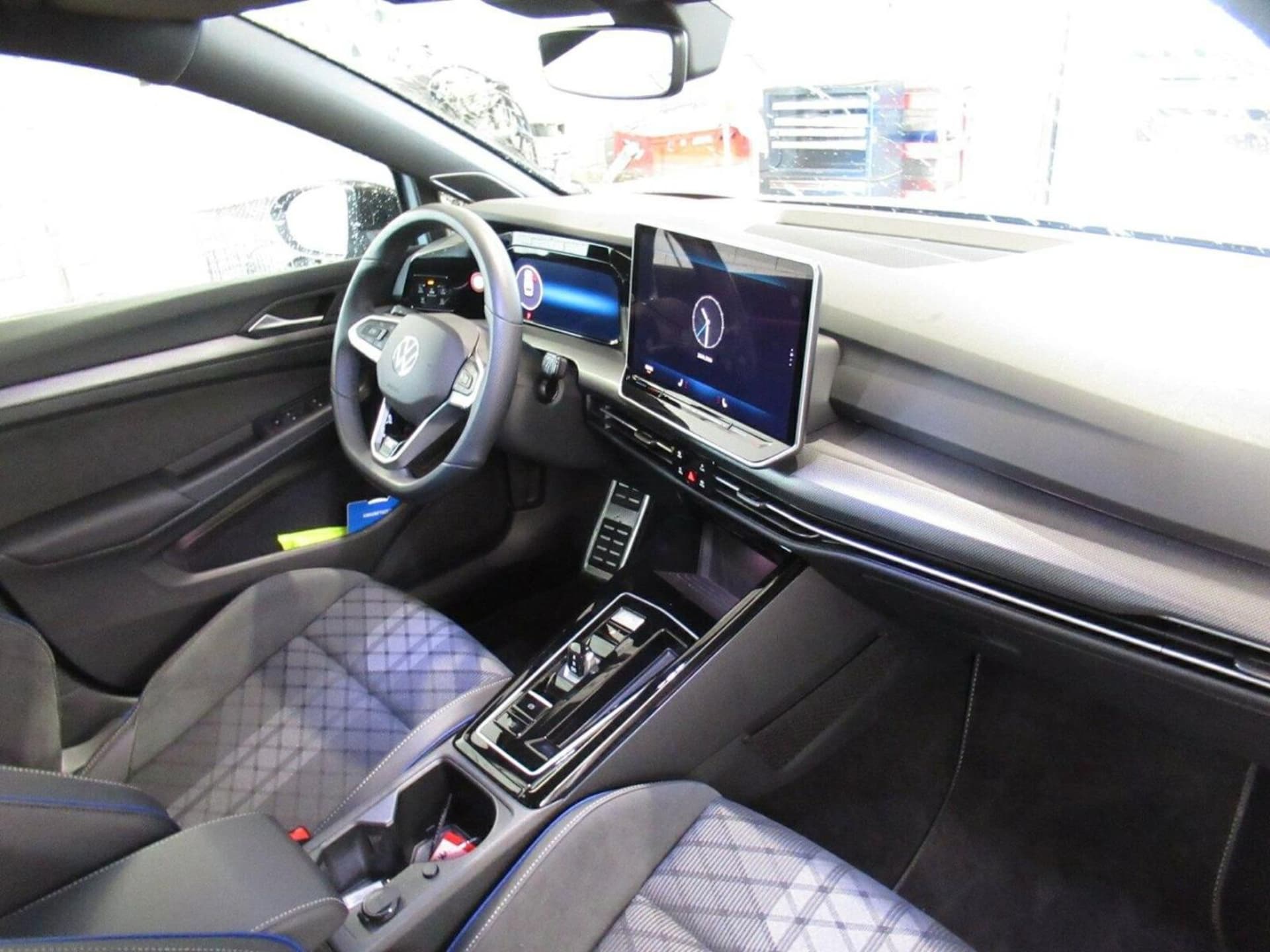 Volkswagen Golf Variant R-Line