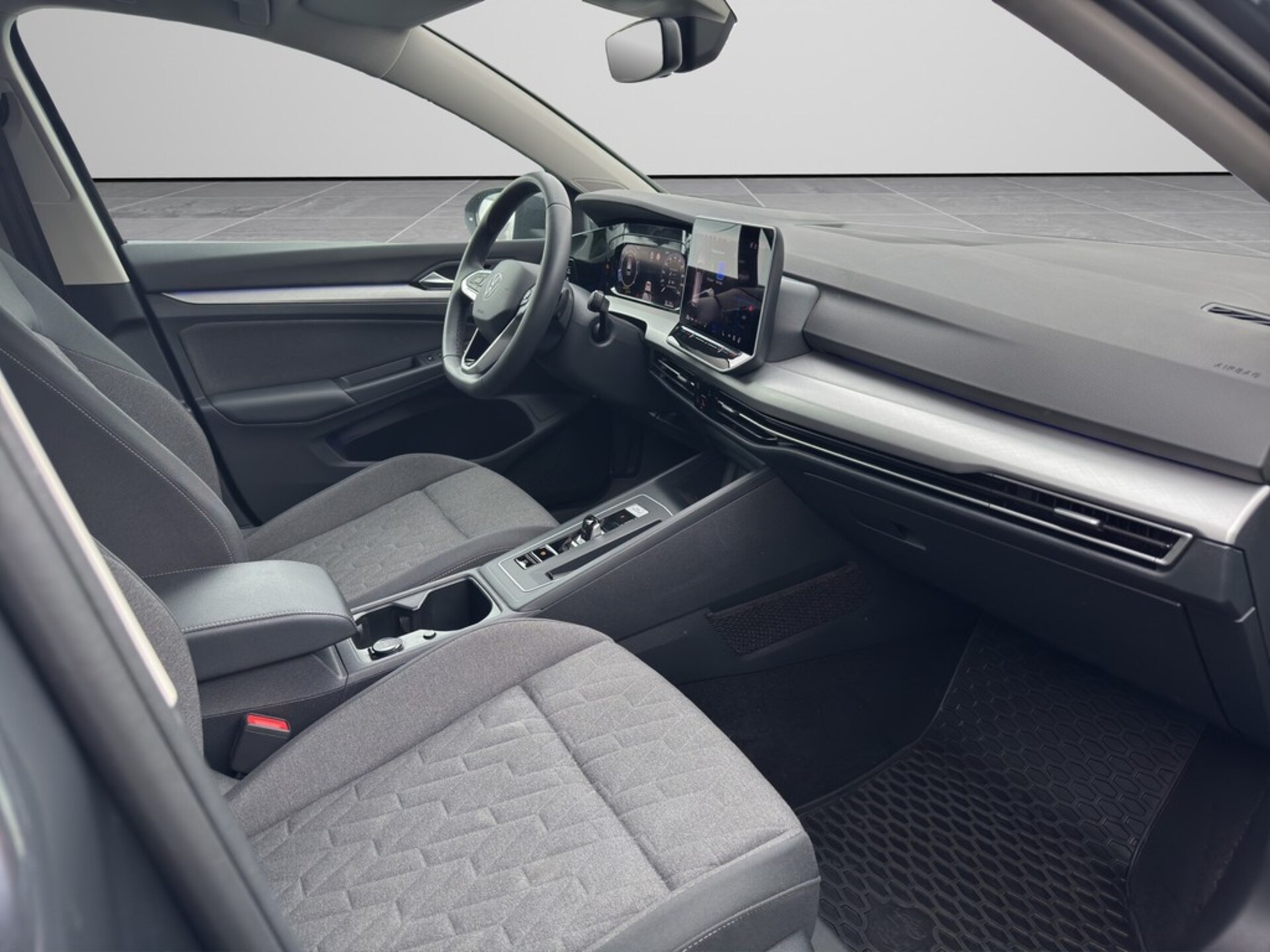 Volkswagen Golf Variant Life