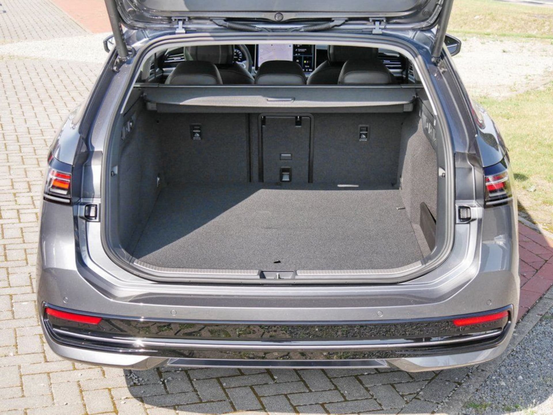 Volkswagen Passat Elegance
