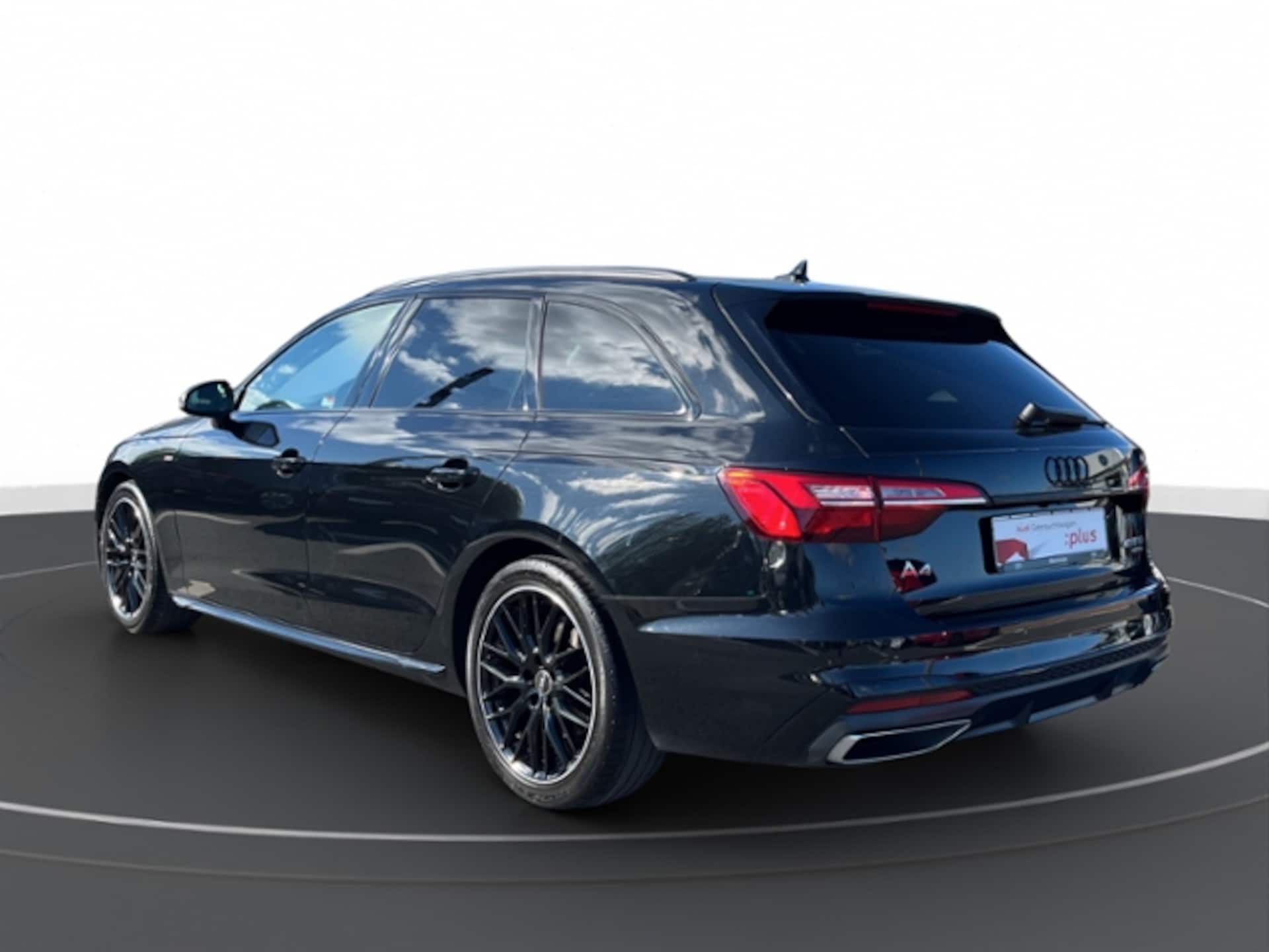 Audi A4 Avant S line