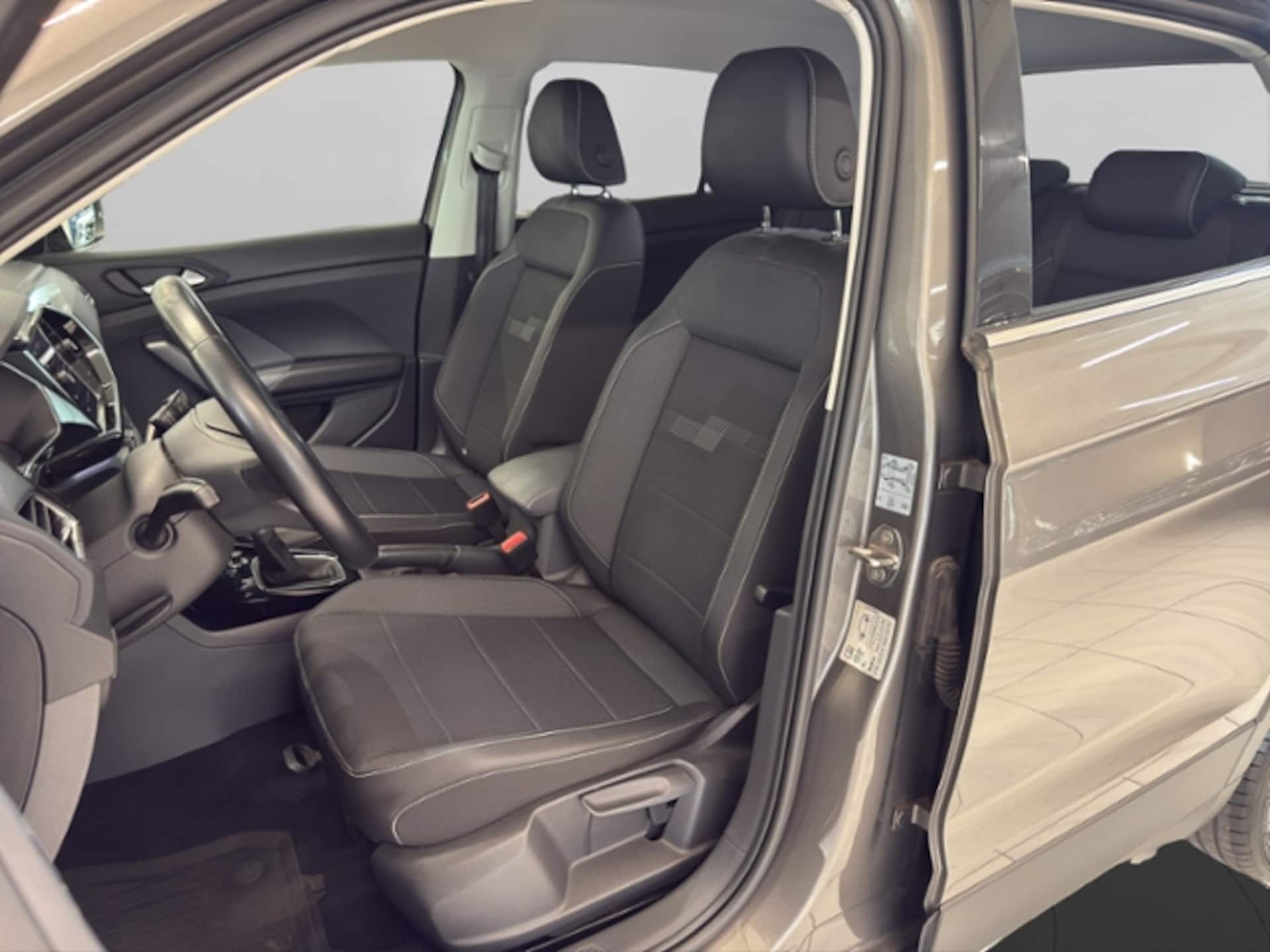 Volkswagen T-Cross Style