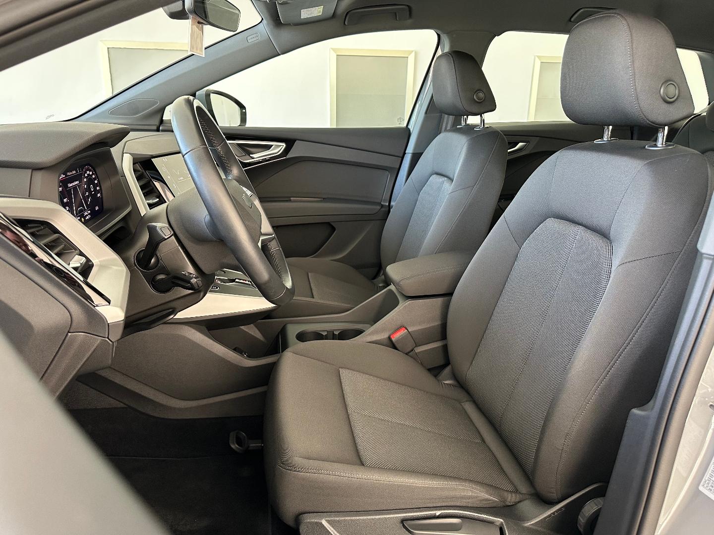 Image about Audi Q4 e-tron 40 e-tron