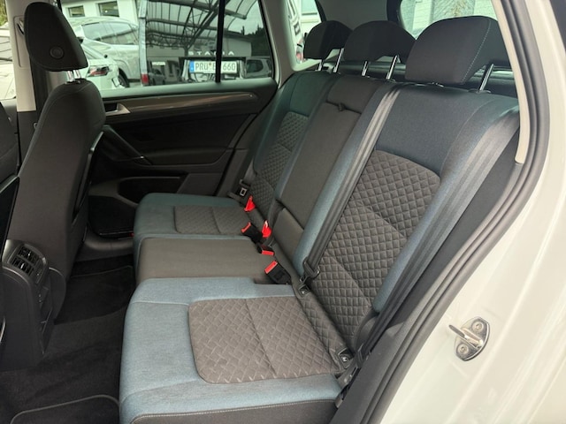 Volkswagen Golf Sportsvan