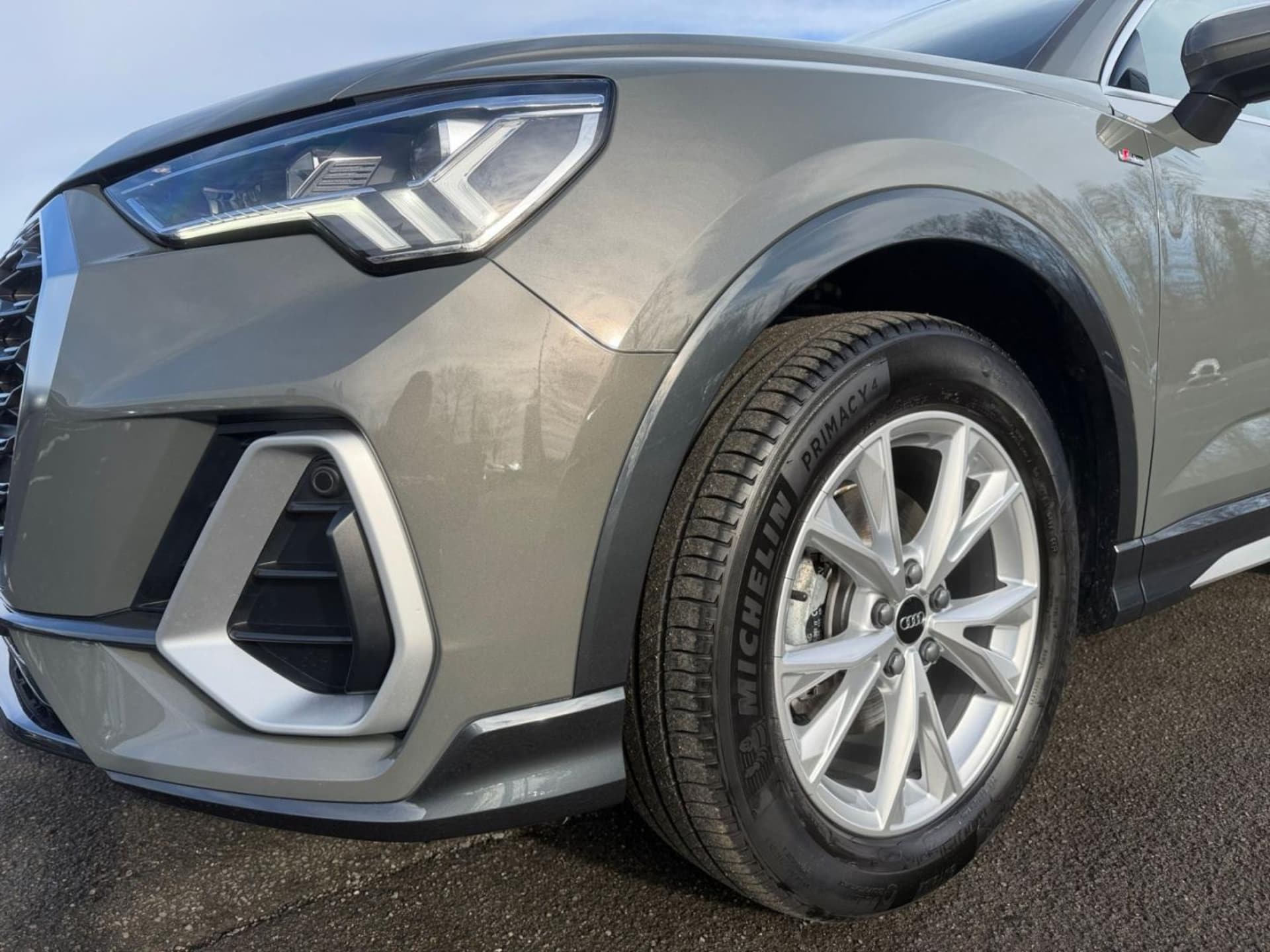 Audi Q3 Sportback S line
