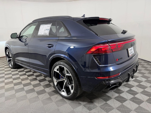 2026 Audi RS Q8 SUV performance