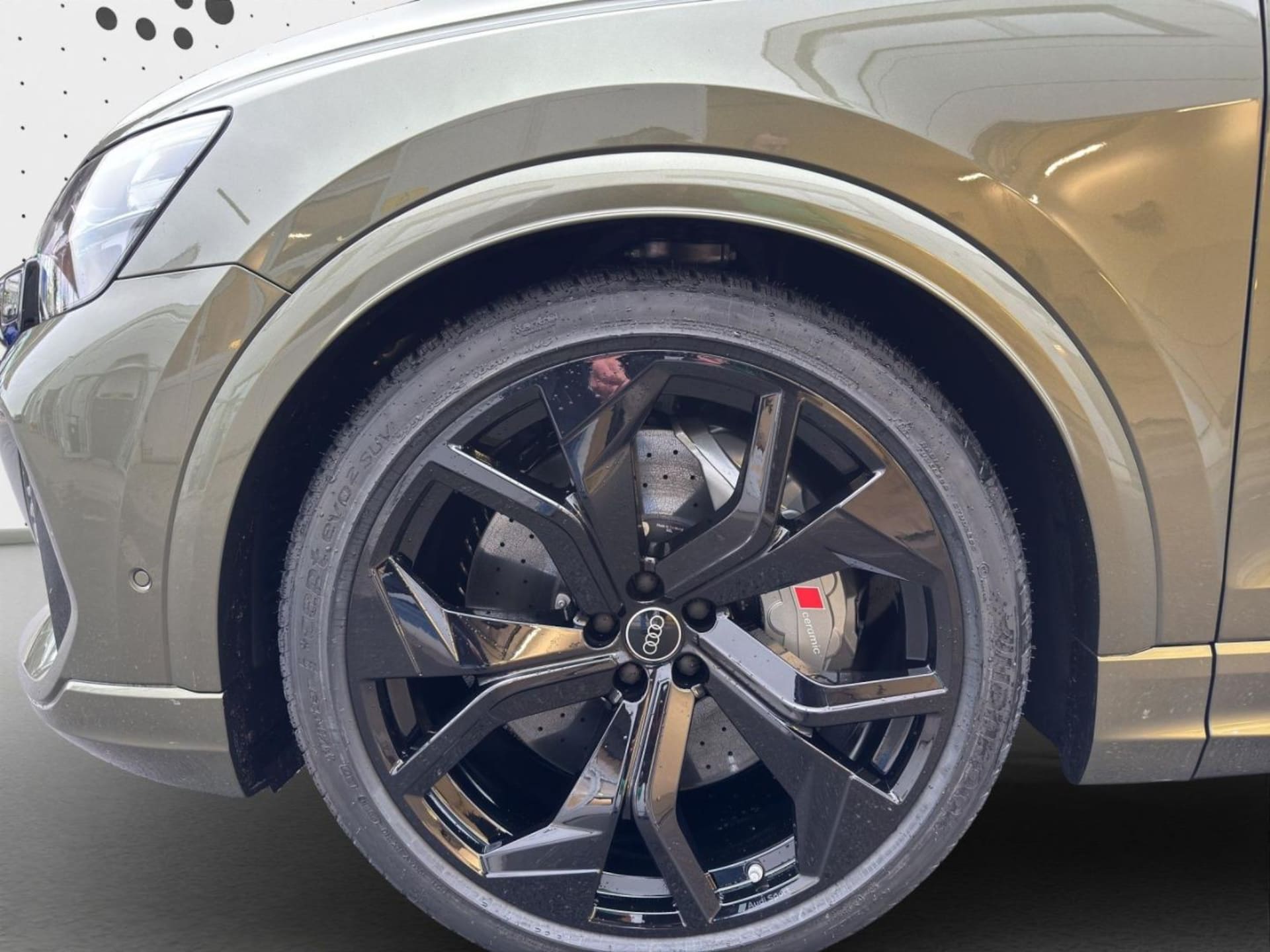 Audi RS Q8 SUV performance