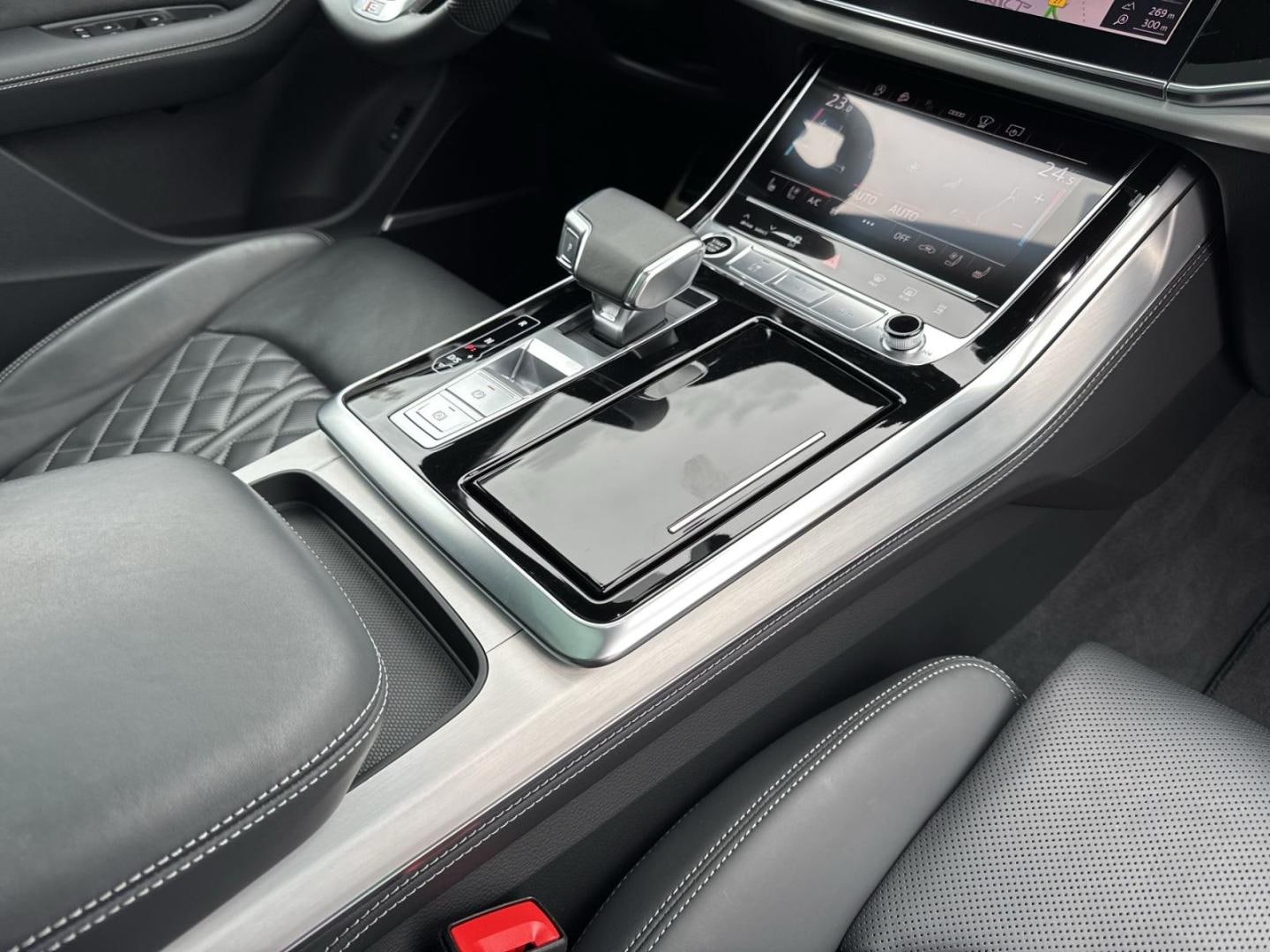Bild über Audi Q7 SUV S line 50 TDI quattro tiptronic - für weitere Informationen kontaktieren Sie den Audi Partner