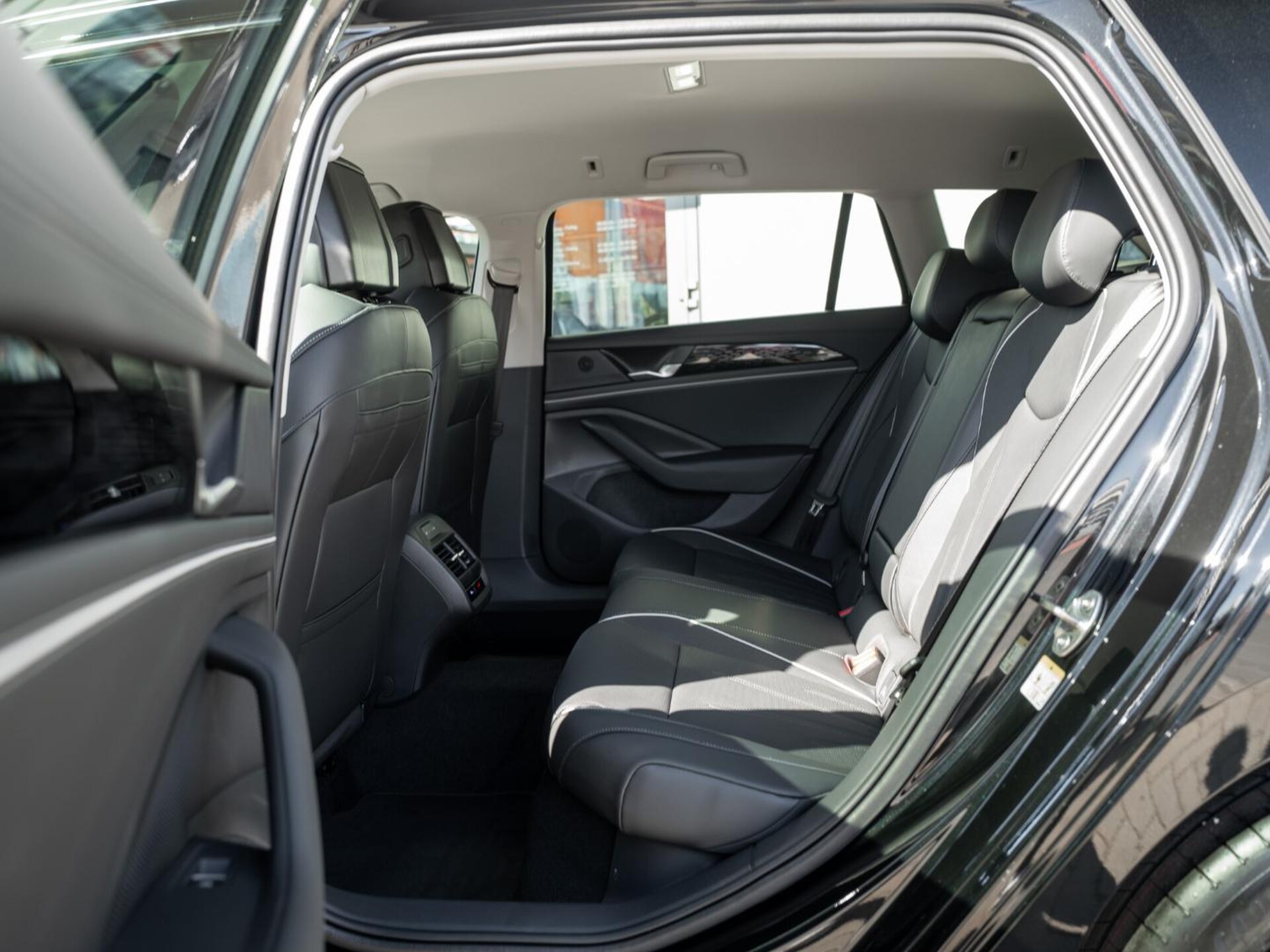 Volkswagen Passat Business