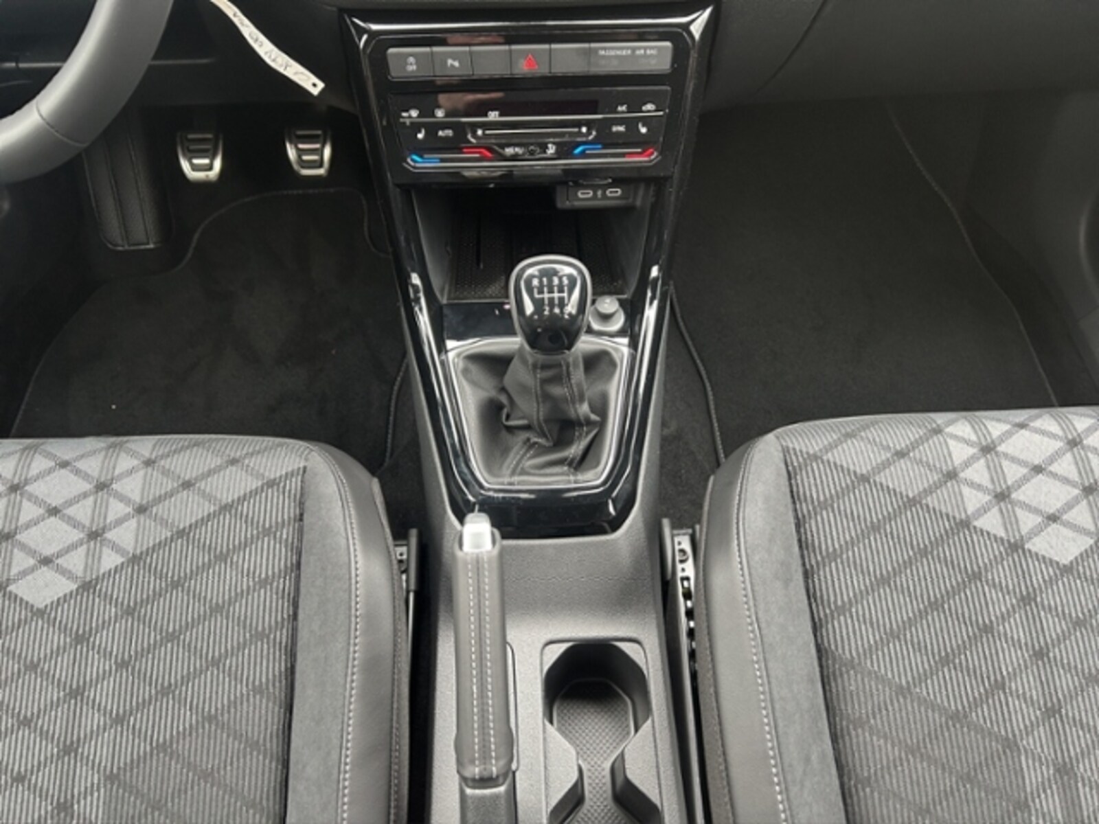 Volkswagen T-Cross – Bild 17