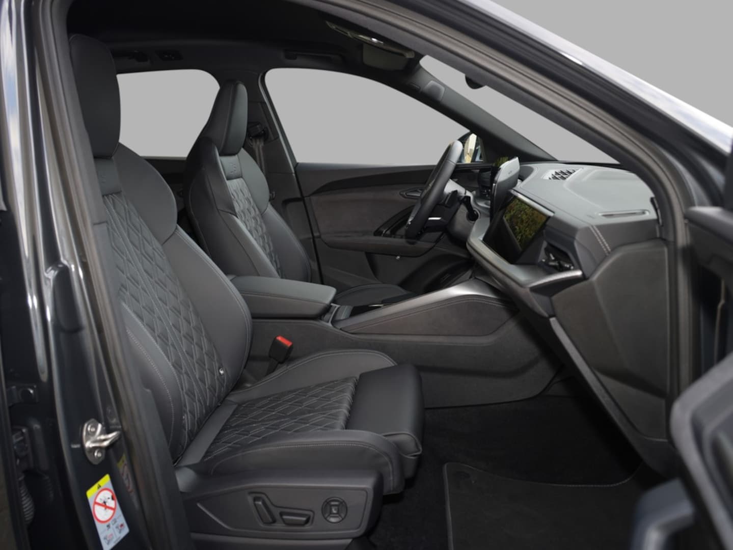 Bild über Audi SQ5 SUV TFSI 270 kW S tronic - für weitere Informationen kontaktieren Sie den Audi Partner