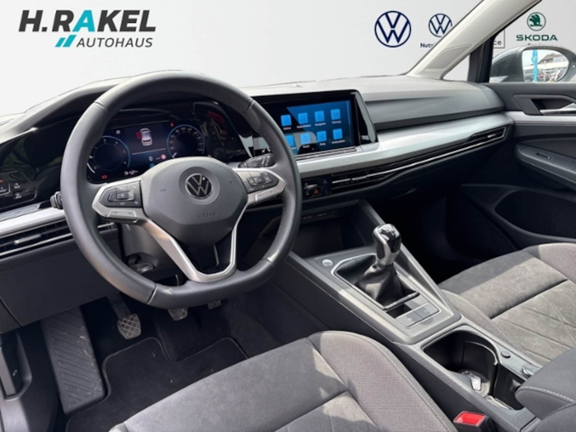 Volkswagen Golf Life