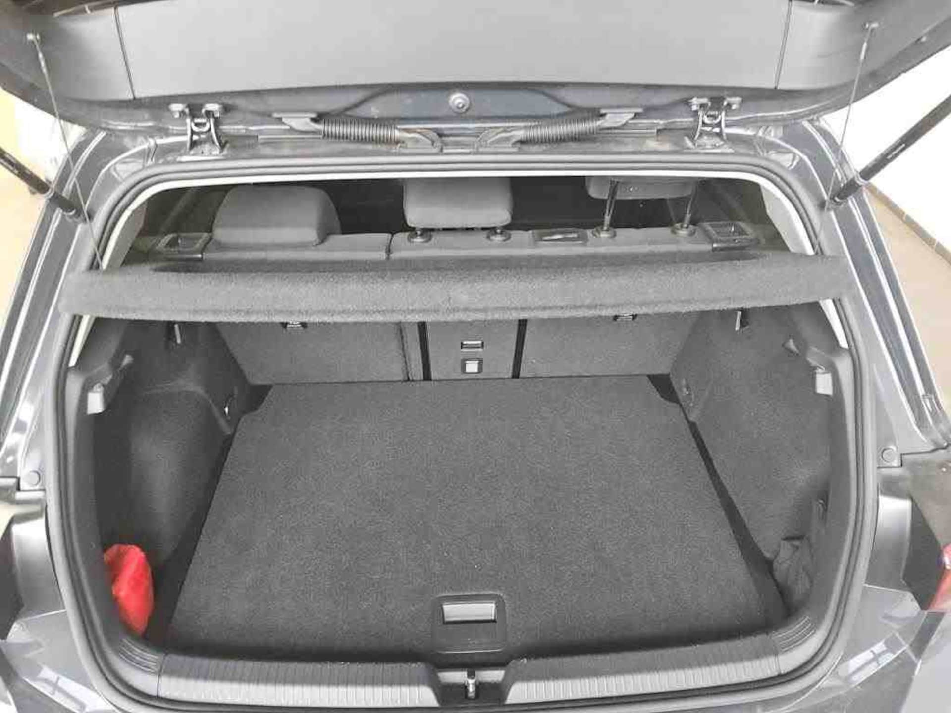 Volkswagen Golf MOVE