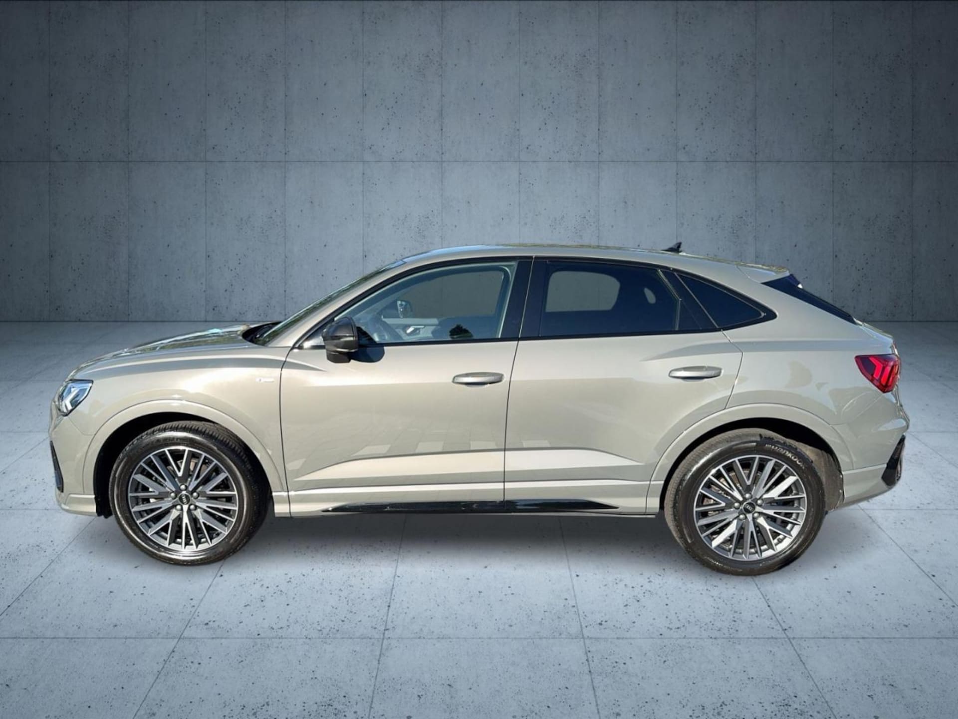 Audi Q3 Sportback S line