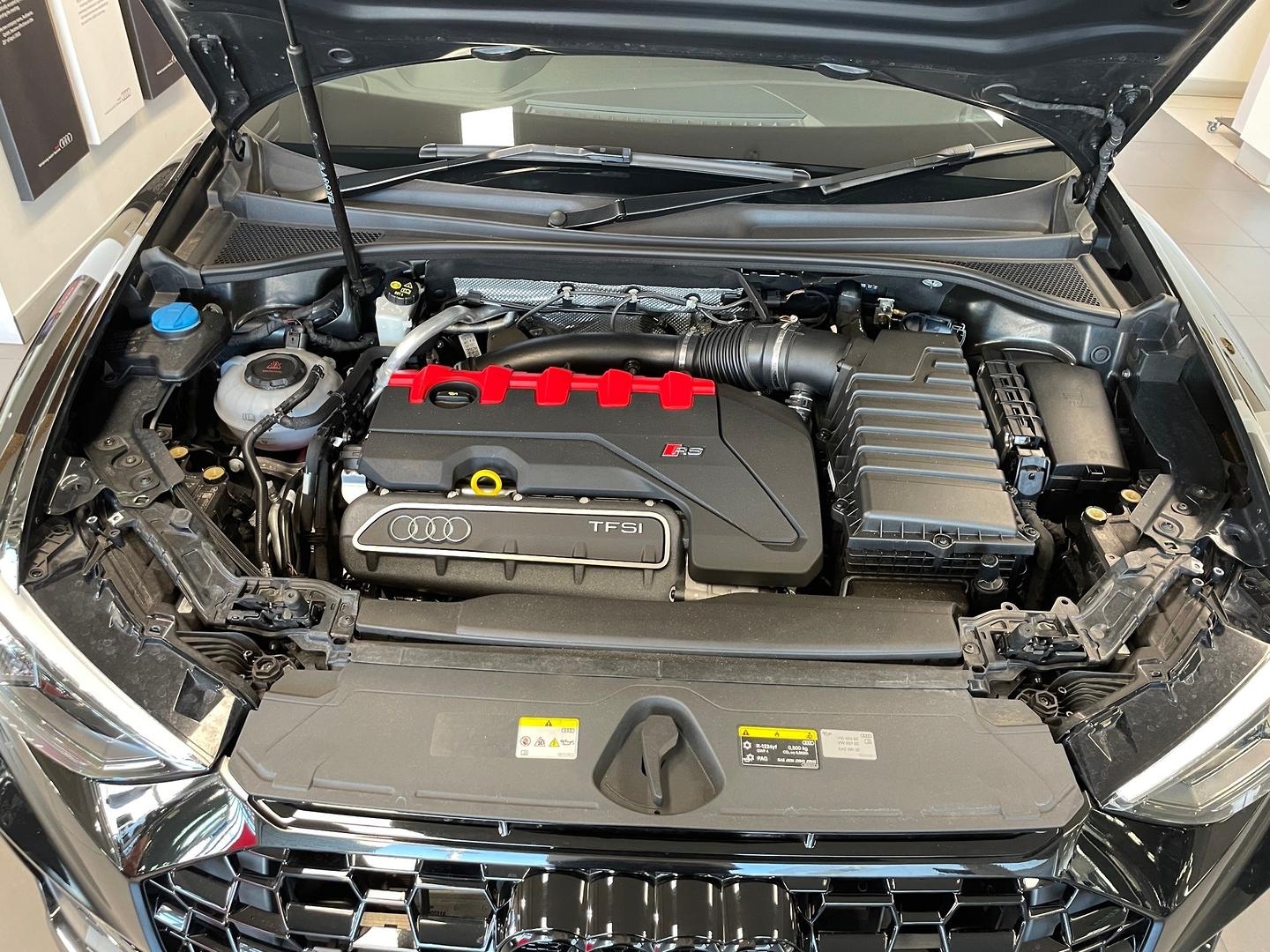Image about Audi RS Q3 TFSI quattro S tronic