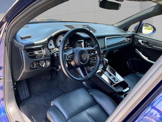 2023 Porsche Macan