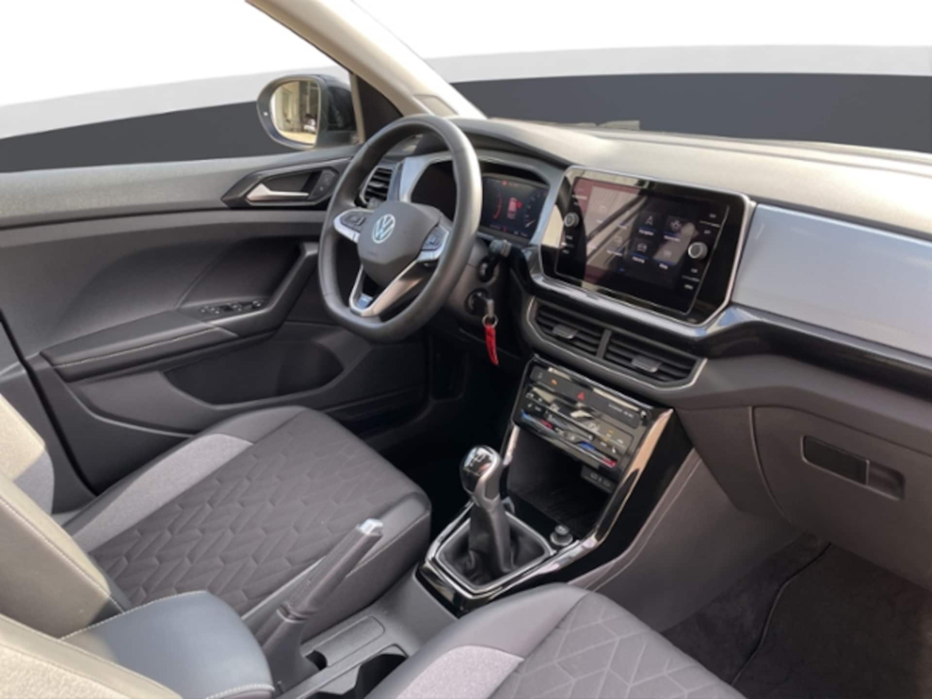 Volkswagen T-Cross Life
