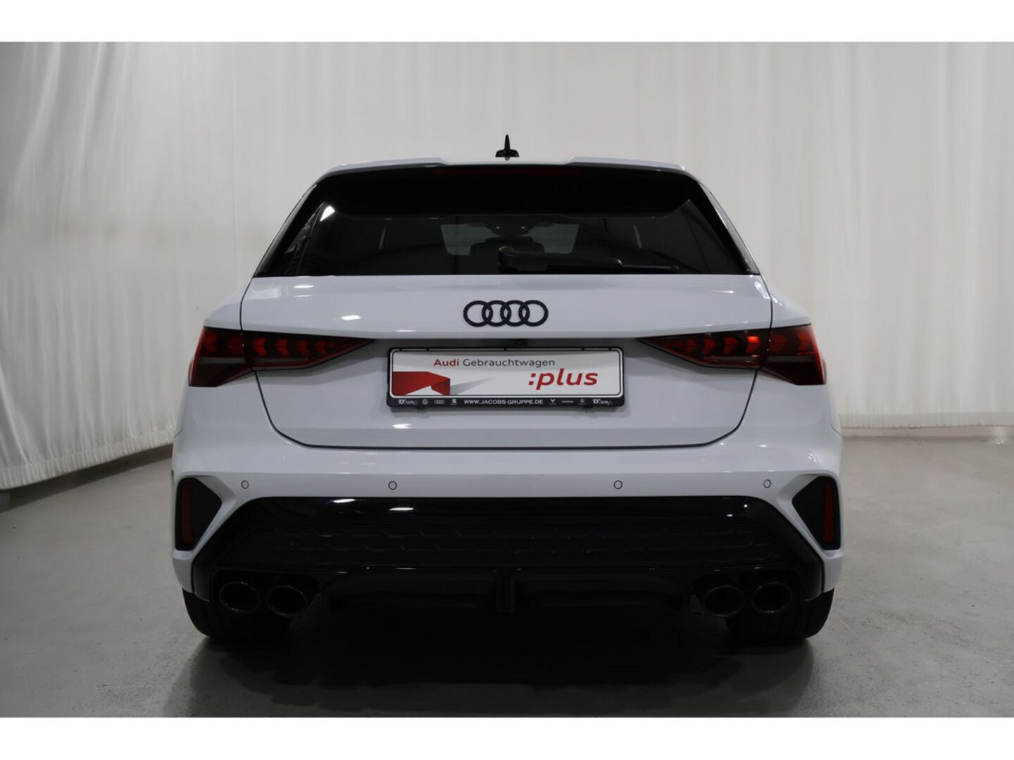 Bild über Audi S3 Sportback TFSI quattro S tronic - für weitere Informationen kontaktieren Sie den Audi Partner
