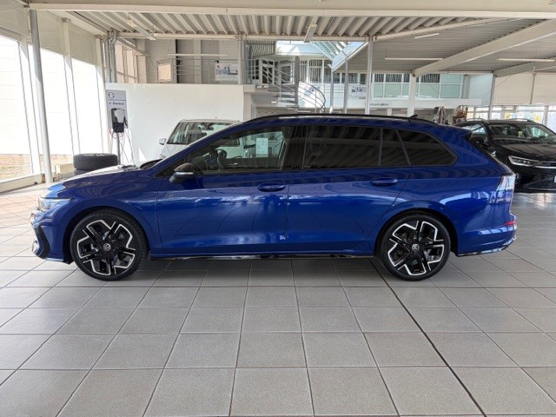 Volkswagen Golf Variant R-Line