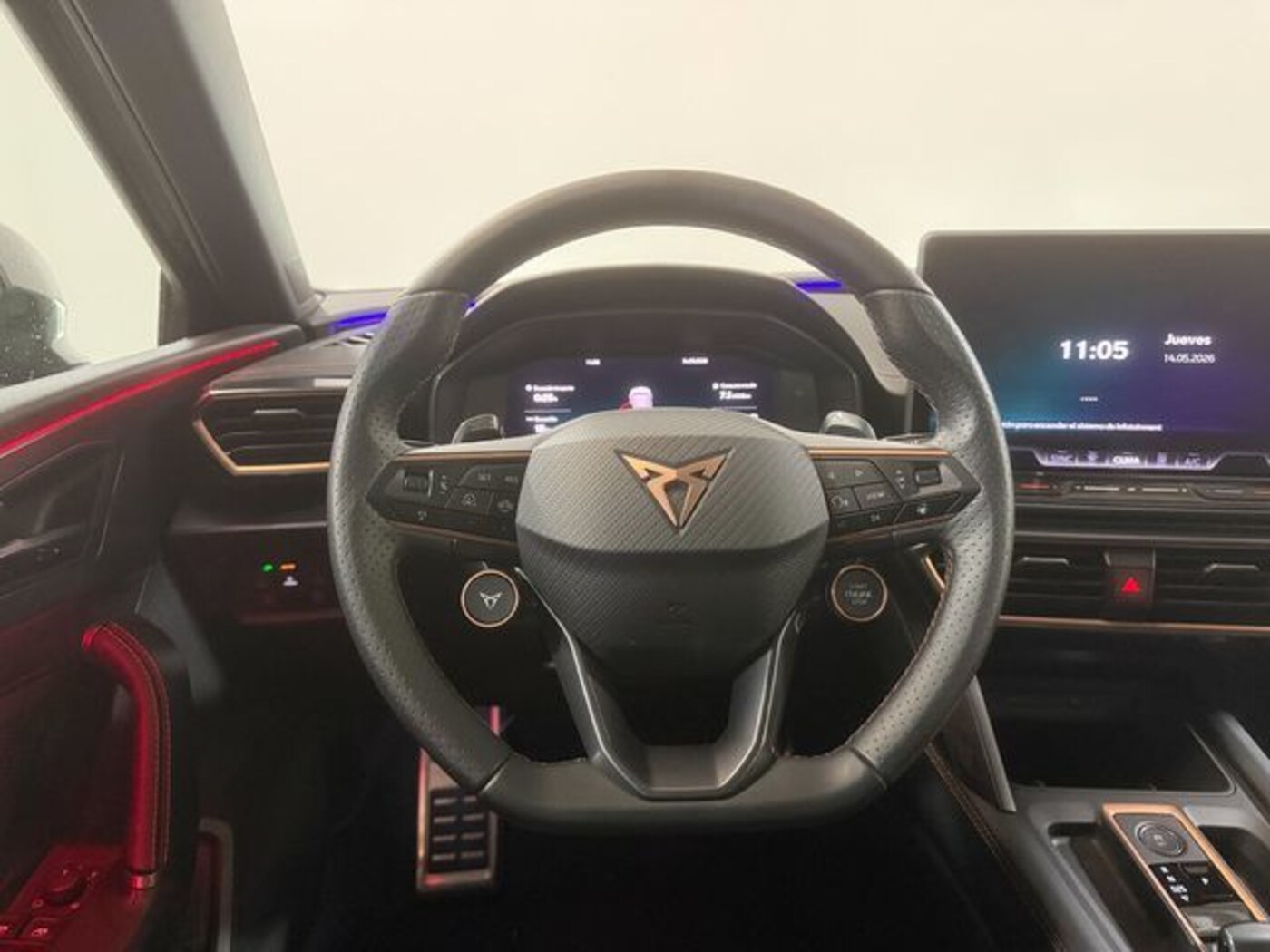 CUPRA Leon Sportstourer 1.5 eTSI DSG 110 kW (150 CV) — photo 9