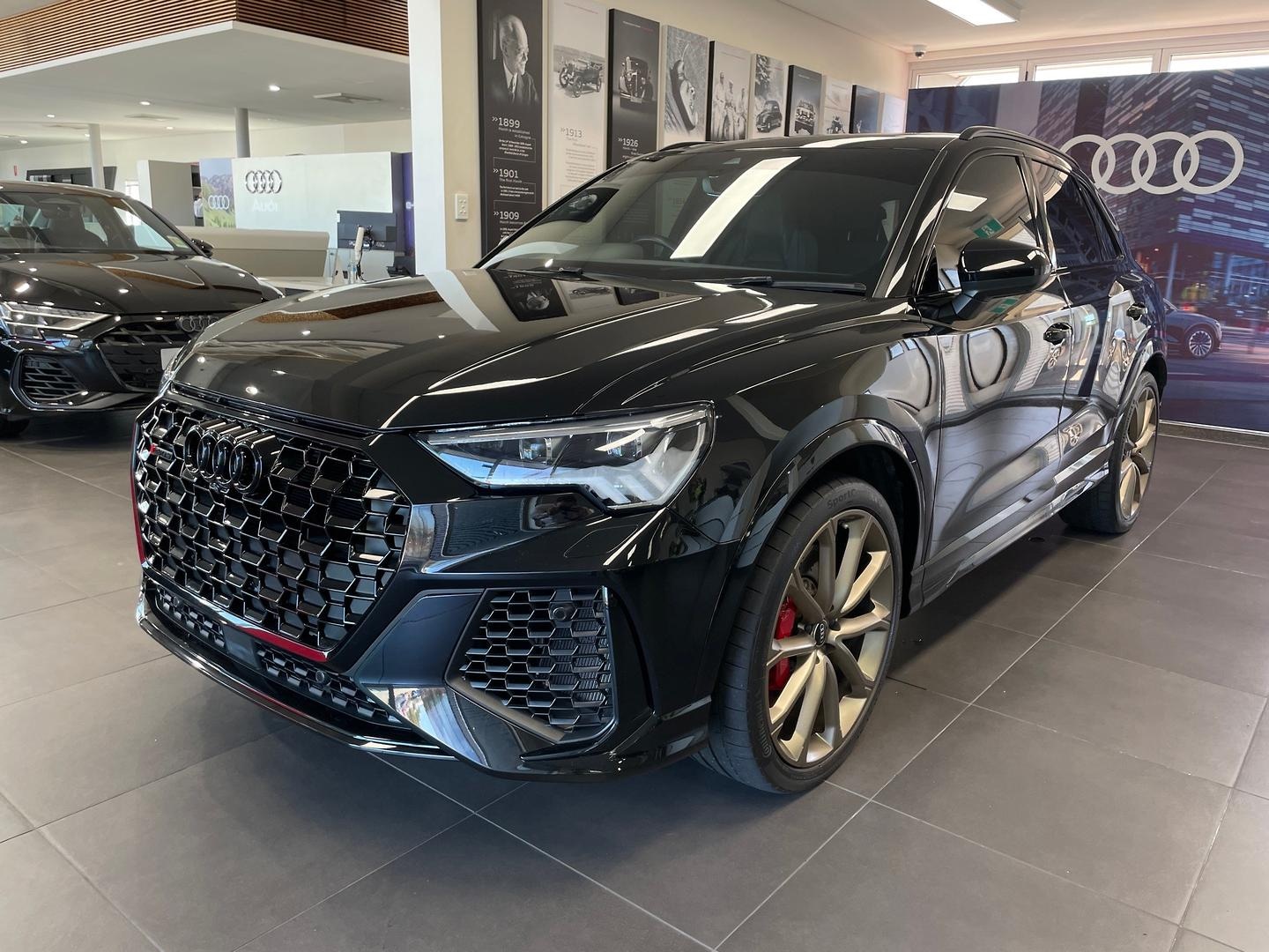 Image about Audi RS Q3 TFSI quattro S tronic