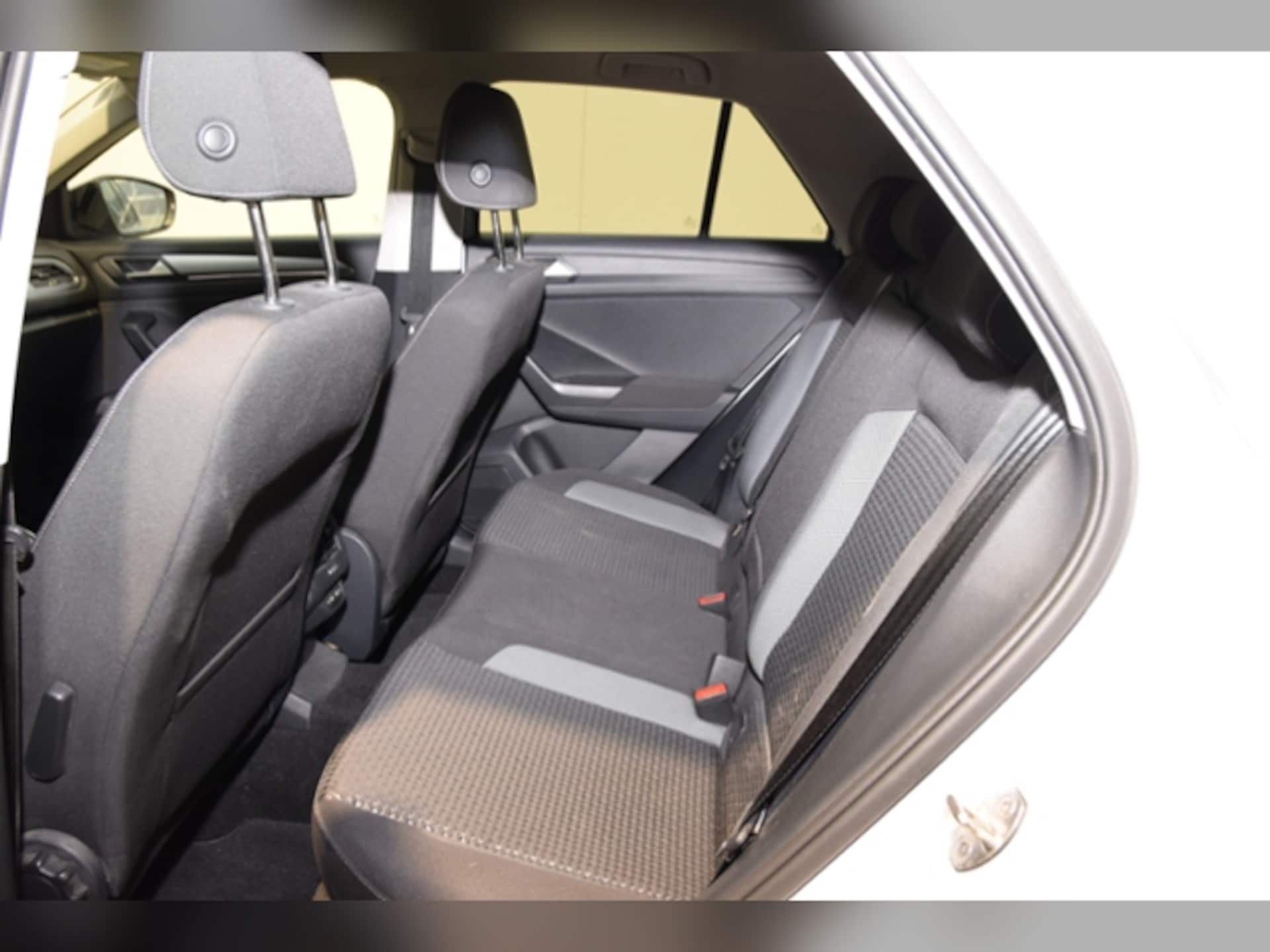 Volkswagen T-Roc Active