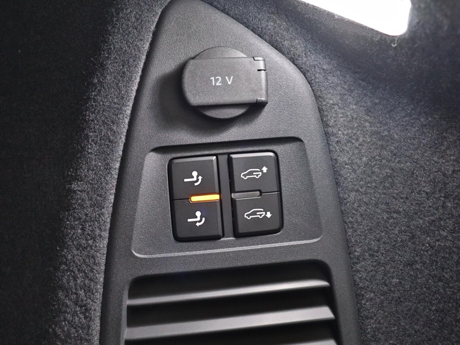Volkswagen Touareg – Bild 28