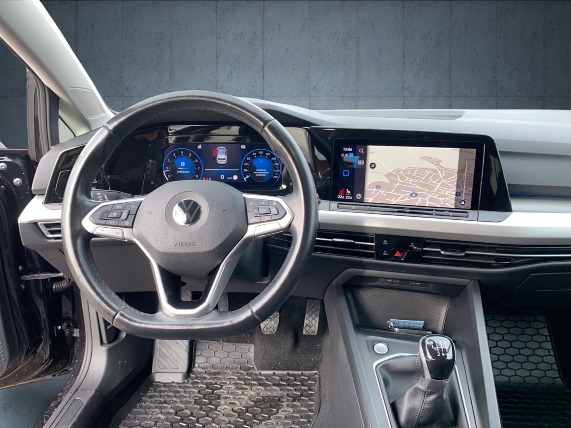Volkswagen Golf Life
