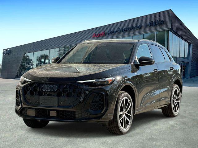 2026 Audi Q5 Premium Plus quattro's photo