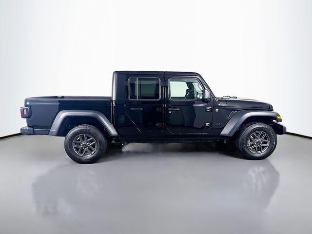 2025 Jeep Gladiator