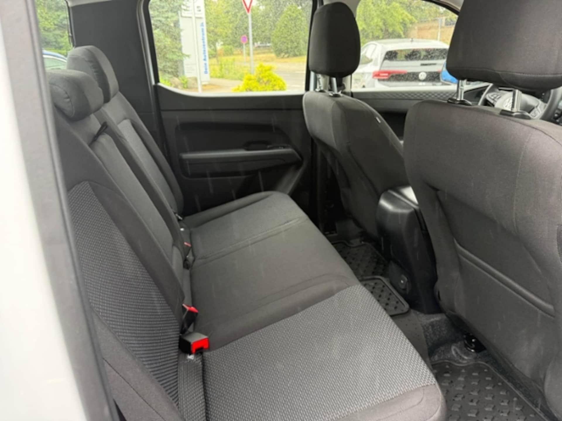 Volkswagen Amarok DoubleCab Basis-Modell